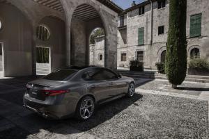 Alfa Romeo Giulia Ti Sport 2017 года